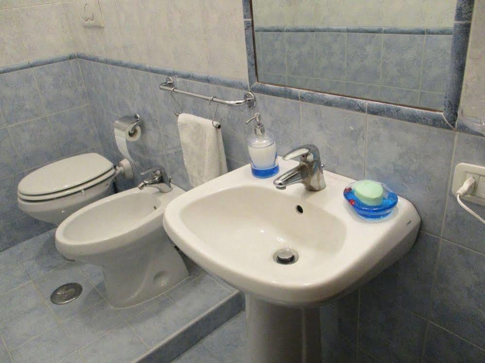רומא Maxim Rooms מראה חיצוני תמונה