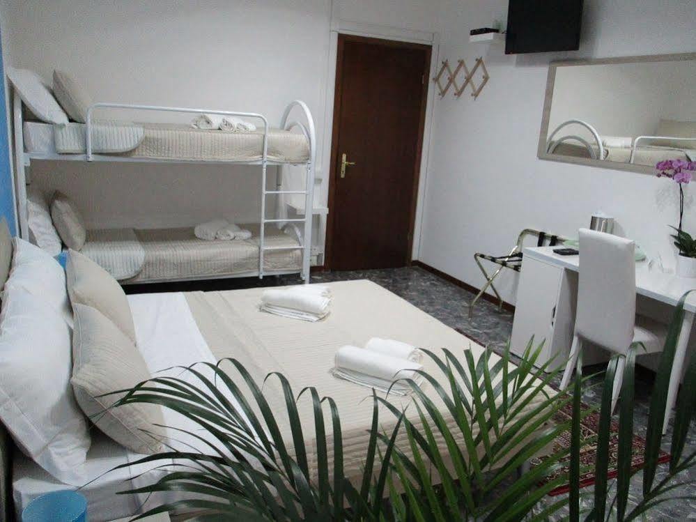 רומא Maxim Rooms מראה חיצוני תמונה