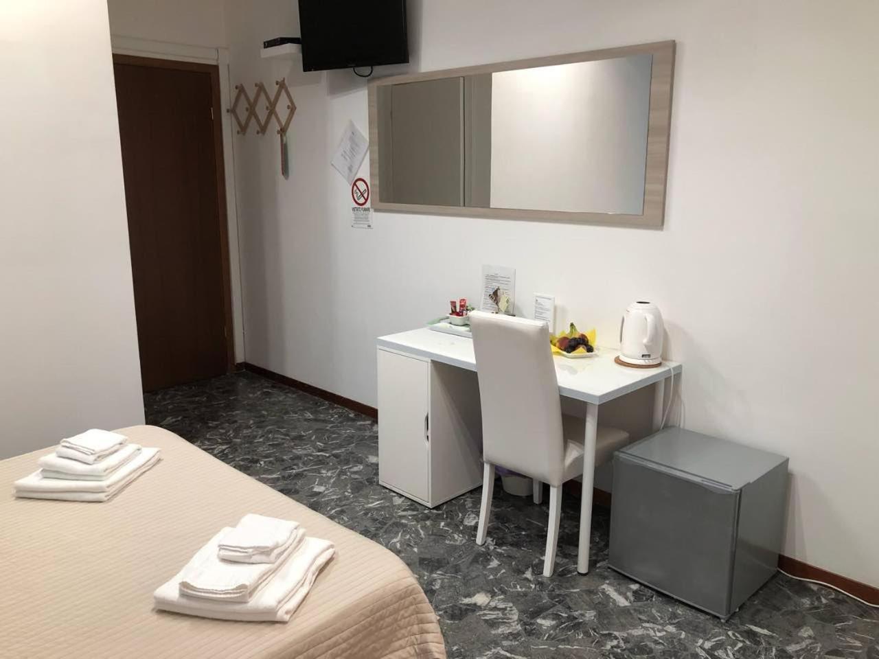 רומא Maxim Rooms מראה חיצוני תמונה